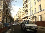 8 декабря в 10:00 Виктор Яковлев подъехал к дому N 20 по Малой Бронной, где находится одна из его квартир