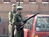 В Индии задержаны 10 человек по подозрению в причастности к террористической атаке на парламент страны