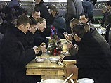 Обычно новогодняя шоу-программа в колониях состоит из спортивных состязаний, соревнований по настольным играм (шашкам, шахматам, нардам) Обычно новогодняя шоу-программа в колониях состоит из спортивных состязаний, соревнований по настольным играм (шашкам, шахматам, нардам)