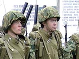 В отличие от обычных видов оружия в новом лазерном оружии используются средства, не приводящие к тяжелым физическим увечьям или смерти В отличие от обычных видов оружия в новом лазерном оружии используются средства, не приводящие к тяжелым физическим увечьям или смерти