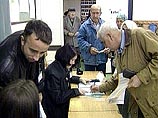 Выборы проходят уже в третий раз после заключения в американском городе Дейтон соглашения, прекратившего кровавые этнические и религиозные распри между мусульманами-боснийцами, сербами и хорватами