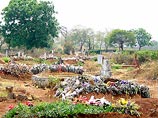 Крупнейшее в мире похоронное бюро обвиняют в осквернении могил
