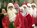 Накануне Рождества ряды Санта-Клаусов пополняются