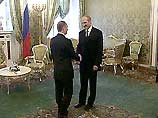 Личные переговоры двух президентов состоялись в Зеленой гостиной Кремля