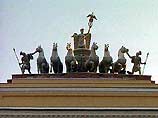 В Санкт-Петербурге восстановлена Колесница Славы на Дворцовой площади В Санкт-Петербурге восстановлена Колесница Славы на Дворцовой площади