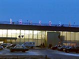 Захваченный накануне Ту-154 приземлился в московском аэропорту "Внуково"