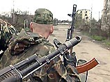 В Чечне на фугасе подорвался БТР