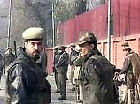 По меньшей мере 18 индийских солдат погибли в результате случайного взрыва недалеко от границы с Пакистаном