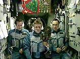 Космонавты встретят Новый год с коньяком, так как шампанское в космосе превращается в пену