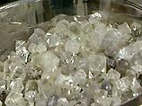 В 2001 году компания добыла и реализовала алмазов на сумму около 1,6 млрд. долл