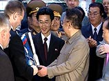 Визит Ким Чен Ира был связан, во-первых, со стремлением поближе познакомиться с новым послом России Андреем Карловым
