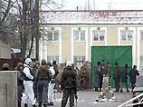 С пулевыми ранениями найдены в разных местах Октябрьского района Грозного тела трех мужчин в возрасте от 38 до 43 лет