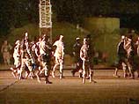 В пятницу успешно завершилась переброска первой партии пленных талибов на американскую военную базу США Гуантанамо на Кубе
