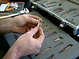 На этих невзрачных кусочках - сложный орнамент из линий, нанесенный почти 80 тыс. лет назад На этих невзрачных кусочках - сложный орнамент из линий, нанесенный почти 80 тыс. лет назад