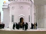 Во Владимире вандалы расписали нитрокраской символ города √ Золотые ворота