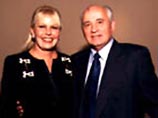 "Последний коммунистический лидер бывшего Советского союза, безутешный вдовец великой и необычной женщины" Горбачев влюбился в калифорнийскую миллиардершу