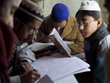 Студенты пакистанской религиозной школы