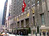 Первые пленарные заседания прошли в штаб-квартире форума - гостинице Waldorf-Astoria