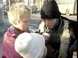 По оценке экспертов, на улицах Москвы находится от 30 до 50 тыс. беспризорных и безнадзорных детей