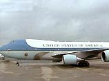 Компания Boeing получила от американского правительства контракт, согласно которому на самолеты президента, вице-президента и других официальных лиц будет установлено оборудование для доступа в интернет Компания Boeing получила от американского правительства контракт, согласно которому на самолеты президента, вице-президента и других официальных лиц будет установлено оборудование для доступа в интернет