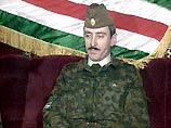 В апреле 1993 года перешел в оппозицию президенту Чечни Дудаеву
