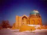 Мавзолей Ахмета Ясави в Туркестане