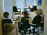 Российские телеканалы будут отключать от эфира во время рекламных пауз Российские телеканалы будут отключать от эфира во время рекламных пауз