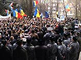 В Кишиневе прошел многотысячный митинг с требованием отставки правительства