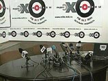 ...новую FM-частоту получило ООО "Медиа-новости", организованное журналистами "Эха Москвы" ...новую FM-частоту получило ООО "Медиа-новости", организованное журналистами "Эха Москвы"