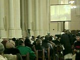 Папа Римский молился вместе с московскими католиками посредством телемоста