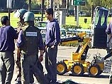 Саперы обезвреживают бомбу Саперы обезвреживают бомбу
