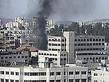 Двухчасовый ракетный налет завершен. По свидетельству очевидцев ракетные удары наносились по участкам палестинской полиции, казармам ФАТХ, личной гвардии Ясира Арафата и его резиденции