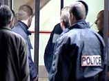 Француз, расстрелявший 39 членов муниципалитета, выбросился из окна