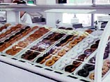 Роз не смогла объяснить причину угона фургончика кондитерской фирмы Krispy Kreme Роз не смогла объяснить причину угона фургончика кондитерской фирмы Krispy Kreme