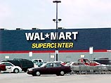 Американская компания Wal-Mart Stores, владеющая крупнейшей сетью дешевых супермаркетов, вышла на первую позицию, обойдя лидера 2000 года - нефтяную компанию Exxon Американская компания Wal-Mart Stores, владеющая крупнейшей сетью дешевых супермаркетов, вышла на первую позицию, обойдя лидера 2000 года - нефтяную компанию Exxon