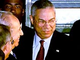 В аэропорту его встречали глава МИД Израиля Шимон Перес, американский эмиссар Энтони Зинни и американский посол в Израиле Дан Карцер