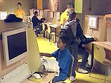 Дети и подростки используют интернет для издевательства друг над другом Дети и подростки используют интернет для издевательства друг над другом