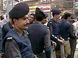 В ходе вооруженного ограбления в Пакистане погибли восемь человек