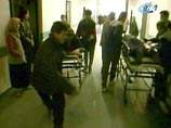 Пострадавшие доставлены в местную больницу, где им оказывается медицинская помощь Пострадавшие доставлены в местную больницу, где им оказывается медицинская помощь