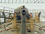 Часть корпуса "Курска" пойдет на памятники погибшим подводникам