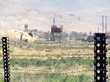 Три ракеты были выпущены по аэропорту Баграм под Кабулом перед прилетом туда министра обороны США Рамсфельда