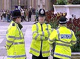 По данным полиции, в акции, которая пройдет в центре британской столицы, примут участие до 10 тыс. противников глобализации