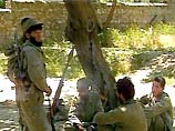 Боевики захватили автобус и открыли беспорядочную стрельбу Боевики захватили автобус и открыли беспорядочную стрельбу