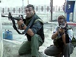 Перес предлагает провести централизацию палестинских сил безопасности, передать под их контроль всю территории Палестинской автономии...