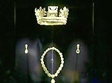 Для посещения публики в рамках празднования золотого юбилея пребывания королевы Великобритании на троне открыта новая художественная "Галерея королевы" в Букингемском дворце