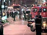 Однако очевидцы взрыва рассказывают, что террорист-самоубийца пытался проникнуть в клуб, но был застрелен охранниками