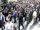 В Баку митингующие требуют отставки правительства