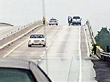 В Оклахоме баржа протаранила два моста