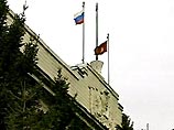 Досрочные выборы губернатора Красноярского края, назначенные в связи с гибелью прежнего руководителя региона Лебедя, пройдут 8 сентября 2002 года