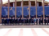Евросоюз готов рассматривать возможность введения многократных виз, а предложение о "коридорах" и "закрытых поездах" не обсуждается Евросоюз готов рассматривать возможность введения многократных виз, а предложение о "коридорах" и "закрытых поездах" не обсуждается
